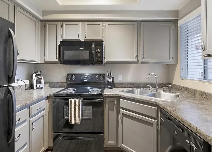 Apartment Landing Modern With Amazing Amenities Gilbert